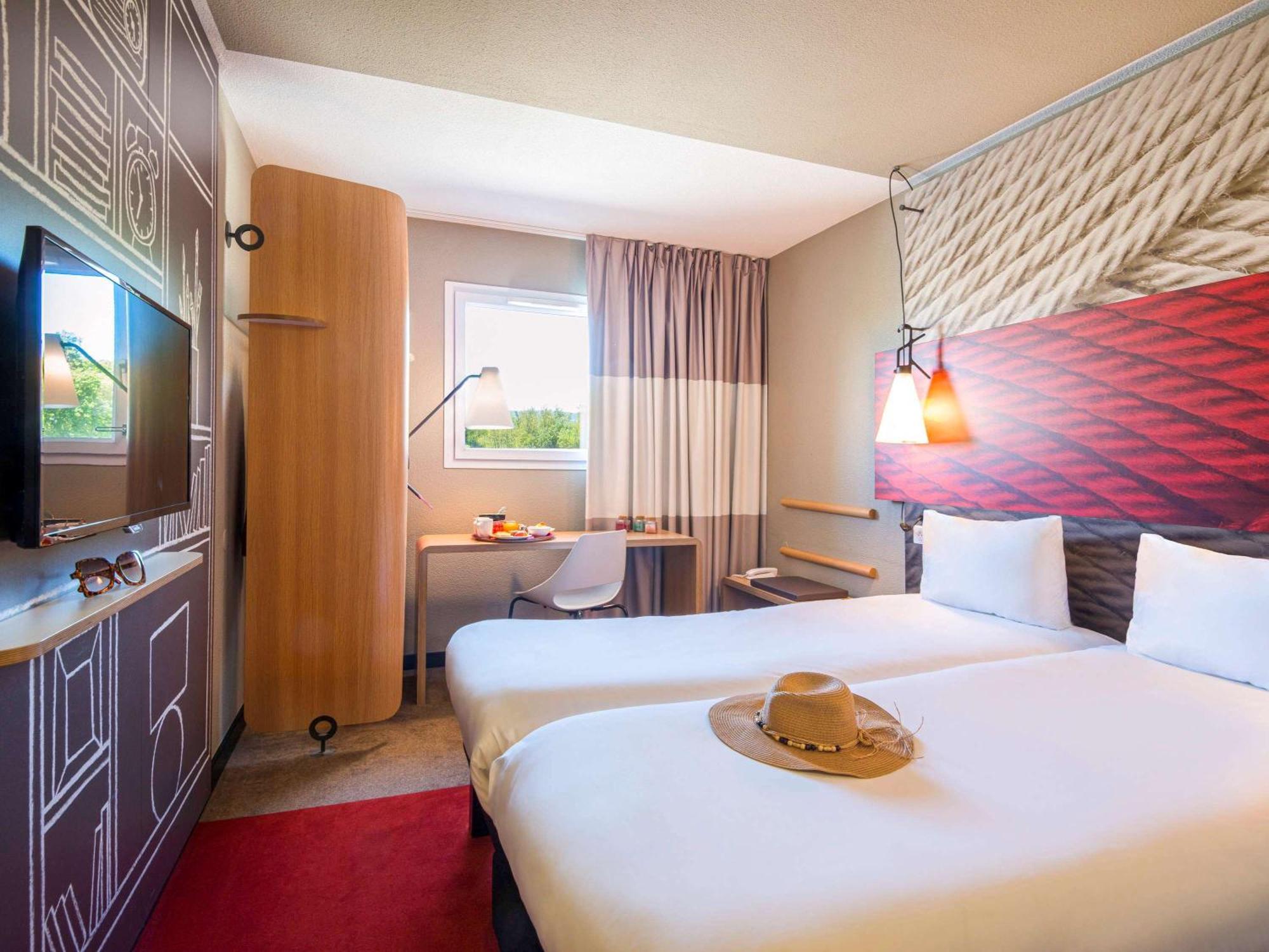 ibis Manosque Cadarache Exterior foto