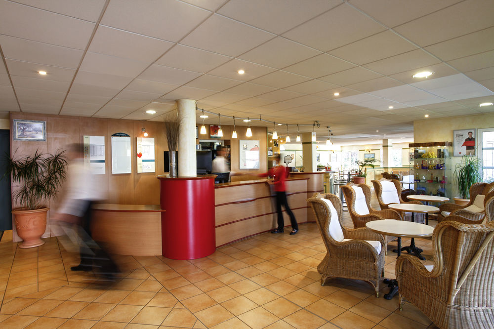 ibis Manosque Cadarache Exterior foto